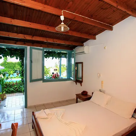 Anatoli Aparthotel 3*