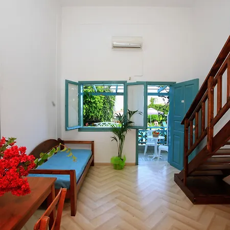 Anatoli Aparthotel 3*