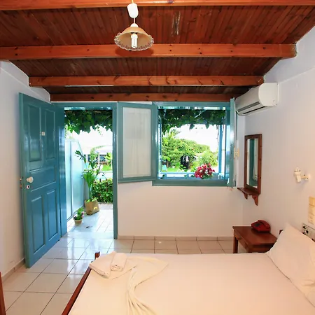 Anatoli Aparthotel 3*