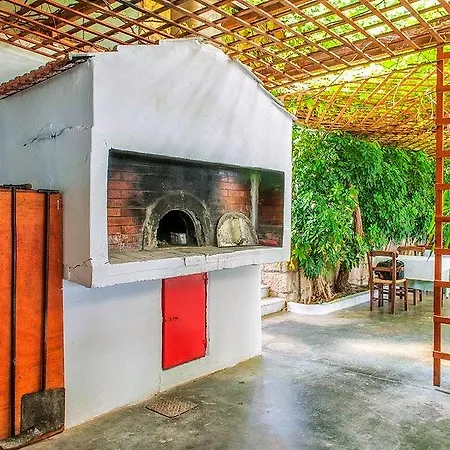 Hotel de apartamente Anatoli 3*