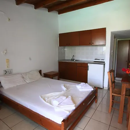 Hotel de apartamente Anatoli 3*